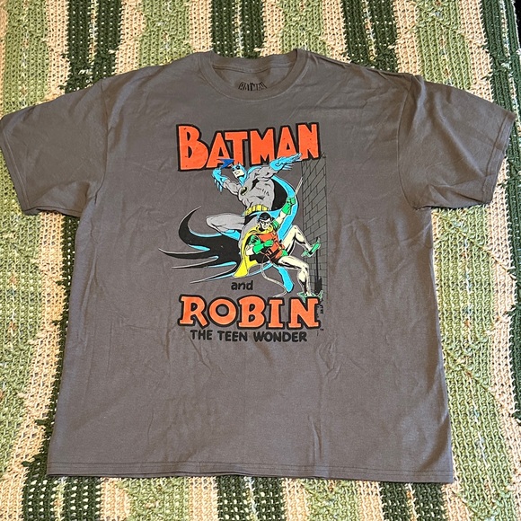 Batman Other - Batman Gray Short Sleeve Tee